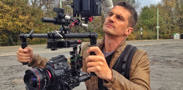 MōVI M10 tested in strong winds, cobblestone racing & Easyrig running